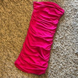 EXPRESS. Pink ruched side strapless mini dress. Size XS